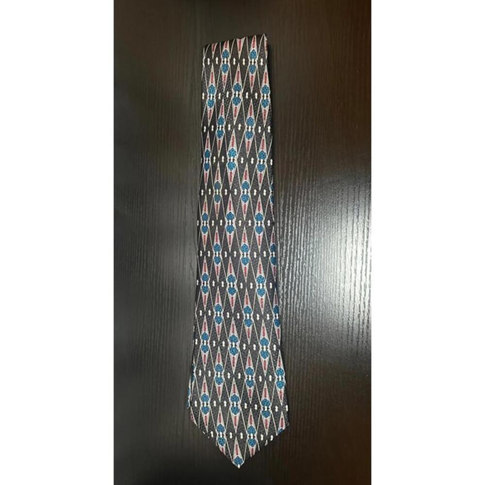 Norseman Vintage Silk Tie – Geometric Diamond Pattern in Black, Blue & Red